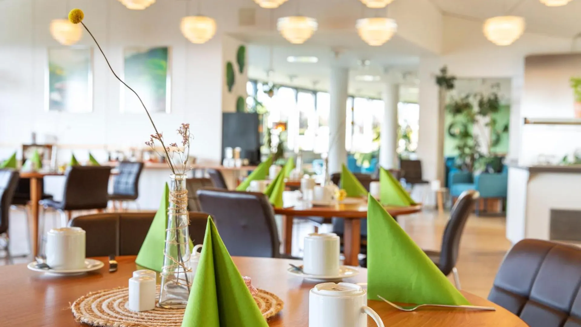 Roomingtons Karoli Waldkirchen Hotel