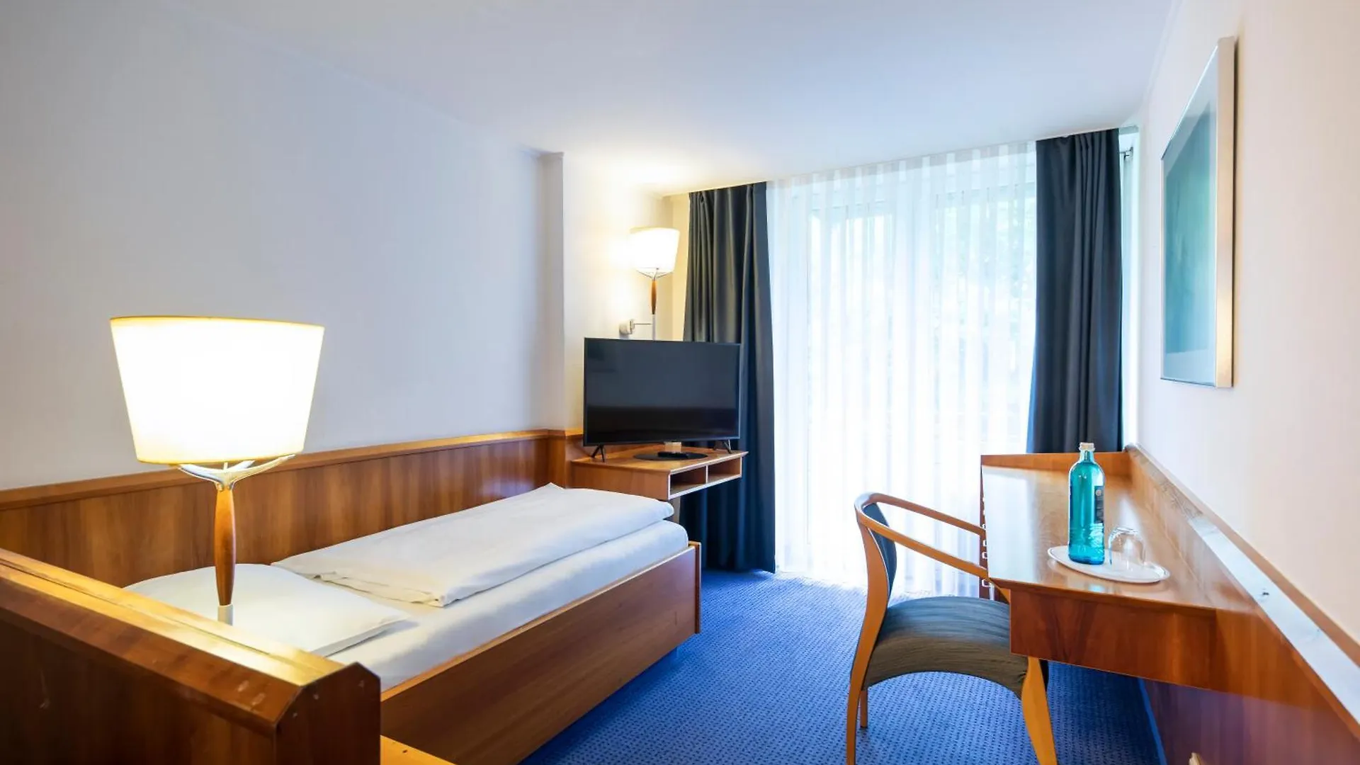Roomingtons Karoli Waldkirchen