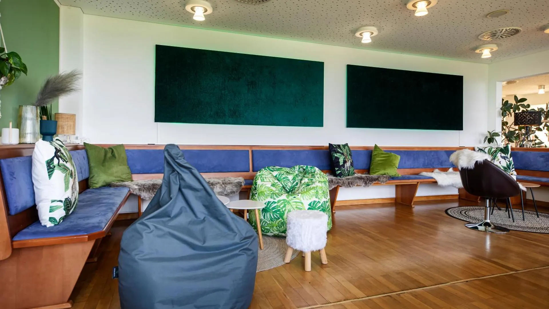 Roomingtons Karoli Waldkirchen